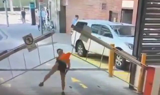 عدم التقيد بالنظام يجعل الإنسان 