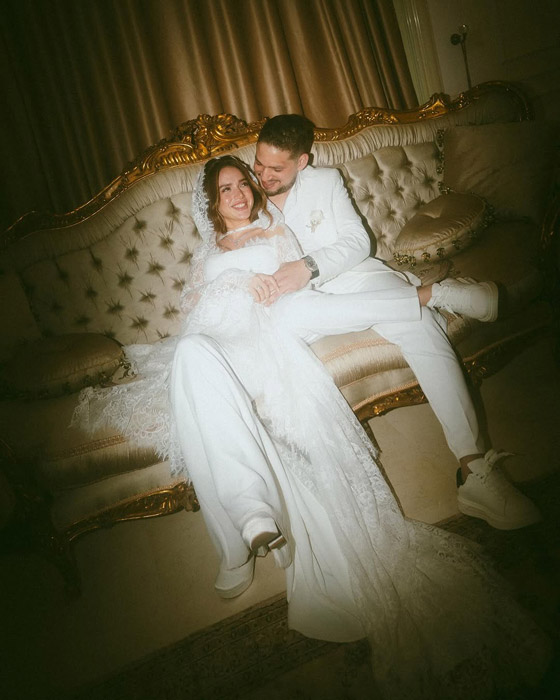 زواج نجمات شابات اخترن تكوين أسرة إلى جانب مسيرتهن الفنية والعملية صورة رقم 1