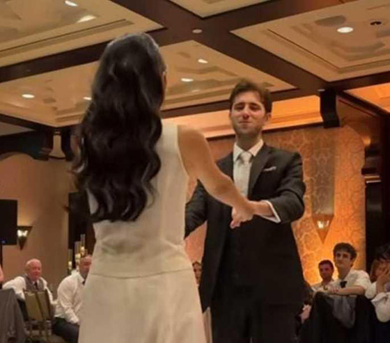 الفنانة مي الغيطي تدخل القفص الذهبي.. زوجها طبيب بريطاني اشهر إسلامه من اجلها صورة رقم 3