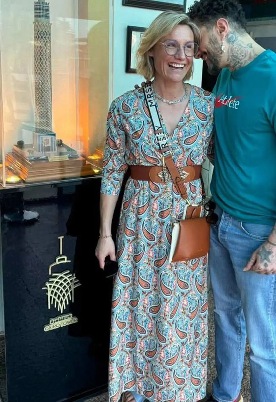 أحمد الفيشاوي مع زوجته وابنه الألماني يحتفلون بشم النسيم في جو عائلي صورة رقم 2