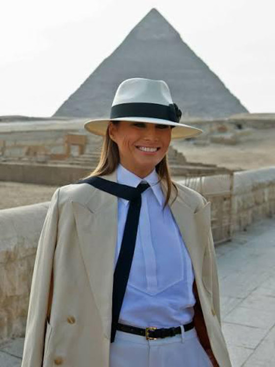 نشر صور ميلانيا ترامب بمناسبة عيد ميلادها، منها صورتها أمام الاهرامات ومع أرنب عيد الفصح صورة رقم 5