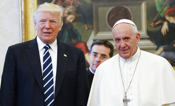 ترامب يبدي رغبته في أن يكون البابا القادم للفاتيكان صورة رقم 1