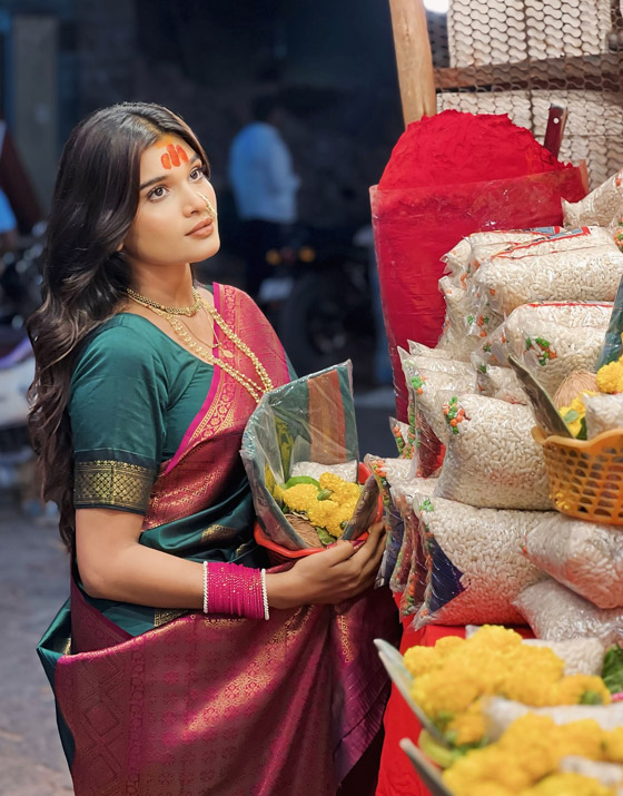 مؤثرة هندية شابة تتعرض للتحرش أثناء التصوير! ردة فعلها أثارت الاعجاب صورة رقم 5