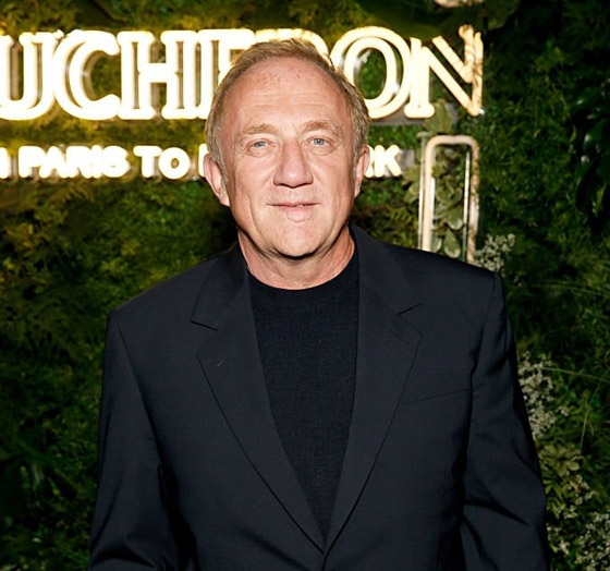 من أغنى زوجين مشهورين بالعالم؟ سلمى حايك تفوقت على جورج وأمل كلوني وديفيد  وفيكتوريا بيكهام!  صورة رقم 2