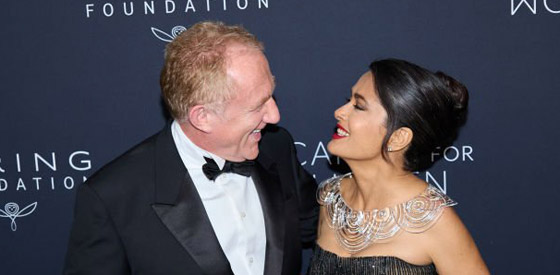 من أغنى زوجين مشهورين بالعالم؟ سلمى حايك تفوقت على جورج وأمل كلوني وديفيد  وفيكتوريا بيكهام!  صورة رقم 4