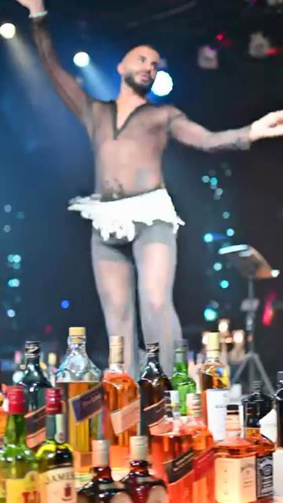 إيليا سعد راقص شرقي لبناني: رحلتي لم تكن سهلة والرقص الشرقي ليس للنساء فقط! صورة رقم 3