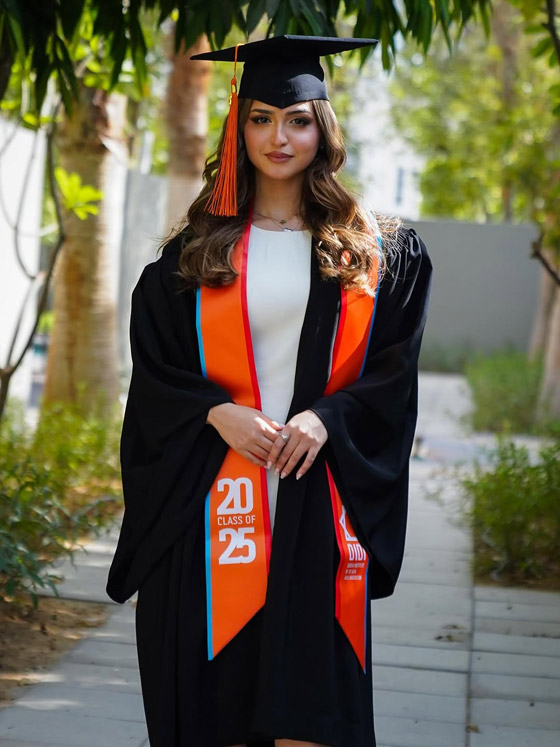 كيف انتقمت حلا الترك من والديها في حفل تخرجها؟ صورة رقم 2