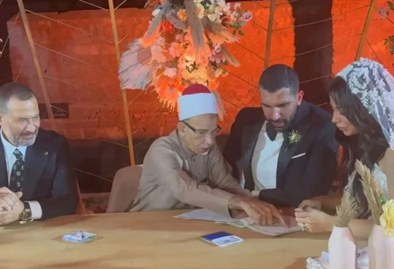 زفاف ماهيتاب ابنة ماجد المصري للمرة الثانية، ووالدها يبكي تأثرا صورة رقم 1