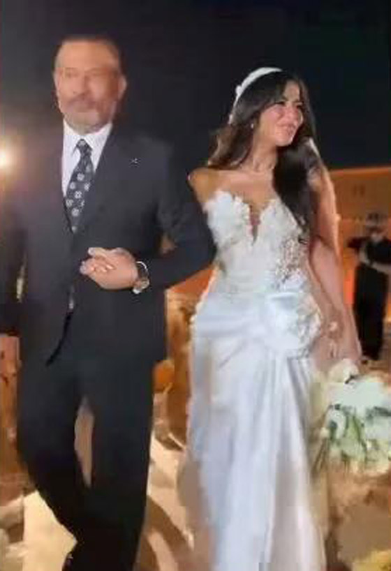 زفاف ماهيتاب ابنة ماجد المصري للمرة الثانية، ووالدها يبكي تأثرا صورة رقم 5