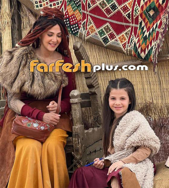 مشهد طريف مع كايلا ابنة دنيا سمير غانم ورامي رضوان.. ممثلة شاطرة مثل أمها! صورة رقم 5