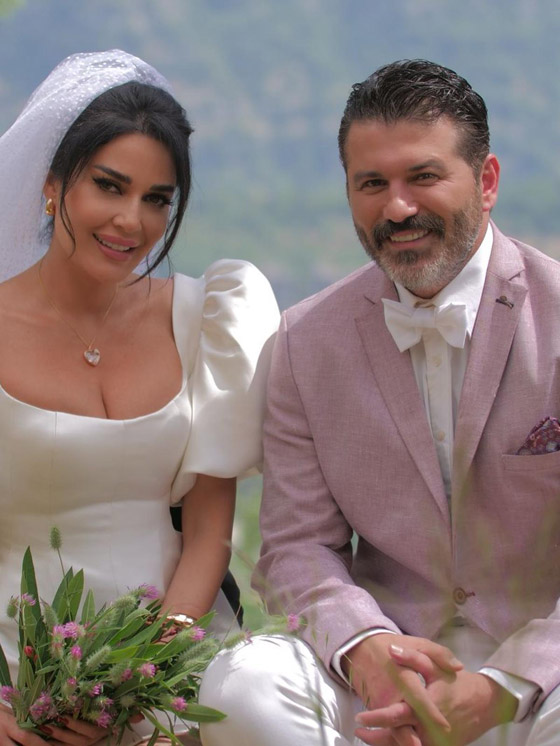 (عاملن عقدة) يجمع اللبنانية سيرين عبد النور والسوري يزن السيد صورة رقم 2