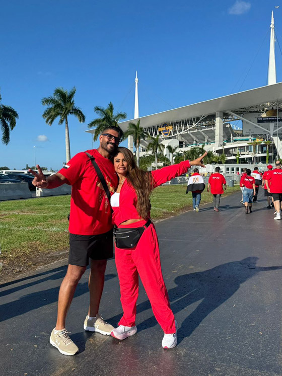 بكاء ولحظات مؤثرة: لقطات نادرة من زفاف الفنان خالد سليم وزوجته خيرية صورة رقم 2