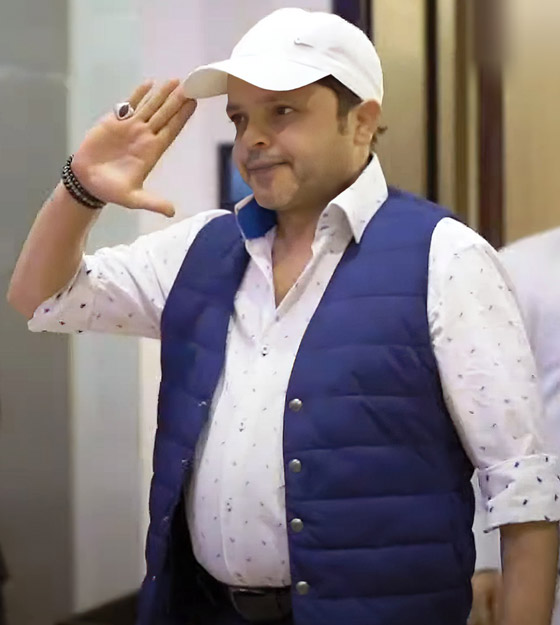 النجوم والثانوية العامة: كرارة وحلمي يرسبان، عمرو دياب وهنيدي بالكاد نجحا، كريم واحمد فهمي ومنى زكي بتفوّق صورة رقم 7