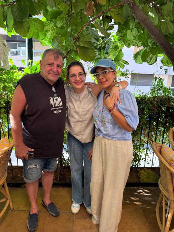 صورة أصالة أيمن الذهبي طليقها وابنتها شام تثير التساؤلات صورة رقم 1