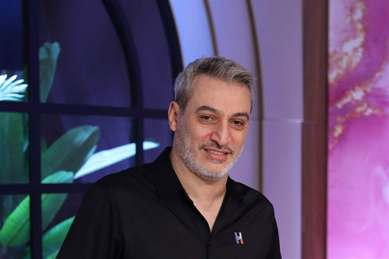 الشاعر أحمد ماضي بتصريحات صادمة: إليسا كبرت على الغناء! ولو أنا تزوجت محجبة سأجعلها تخلع الحجاب! صورة رقم 3