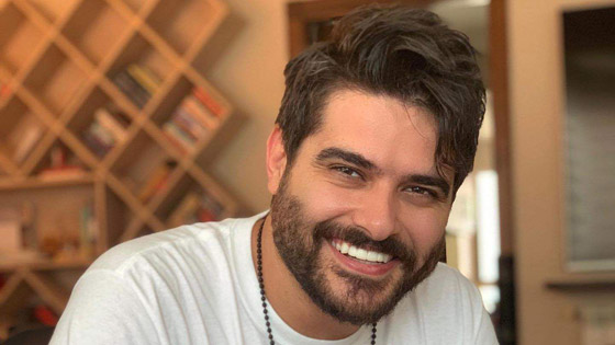 ناصيف زيتون: أغنية (مزعّلا جاي راضيها) قصة حقيقية بيني وبين دانييلا رحمة! اعتذرت لها ولم تقبل! صورة رقم 5