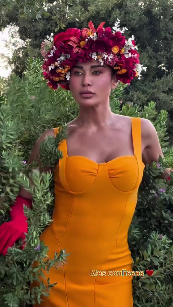 نادين الراسي بإطلالة جريئة وغريبة.. والجمهور يمنحها أوسكار أغرب إطلالات!! صورة رقم 1