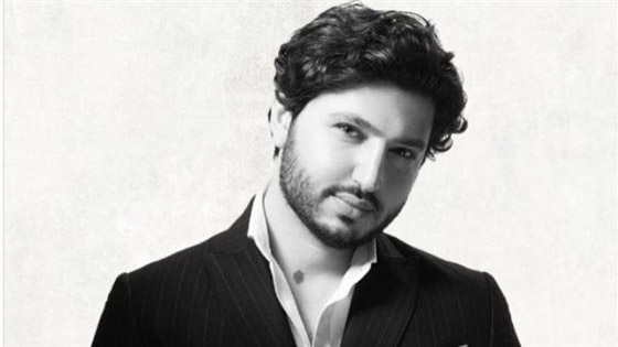 لماذا يرتدي محمد فضل شاكر النظارات السوداء في حفلاته؟ اليكم السر! صورة رقم 6