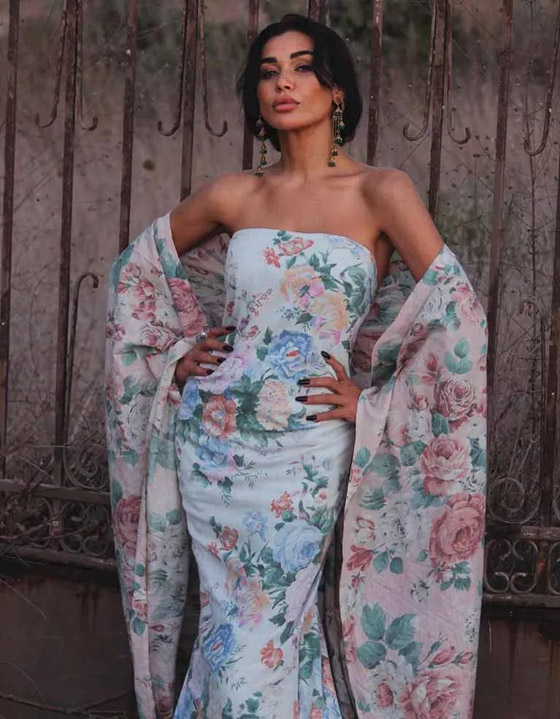 نادين الراسي تثير الاعجاب والتساؤلات: فستان أنيق ورسالة غامضة صورة رقم 1 نادين الراسي تثير الاعجاب والتساؤلات: فستان أنيق ورسالة غامضة صورة رقم 1