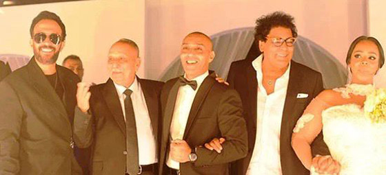 محمد منير يحتفل بعقد قران وزفاف ابنة شقيقته (صور) صورة رقم 5