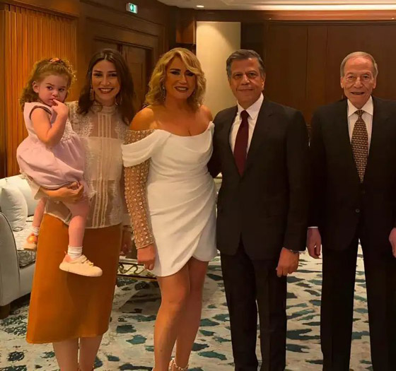 زواج المخرجة الجريئة إيناس الدغيدي في عمر 72 يخطف الاهتمام صورة رقم 10 زواج المخرجة الجريئة إيناس الدغيدي في عمر 72 يخطف الاهتمام صورة رقم 10