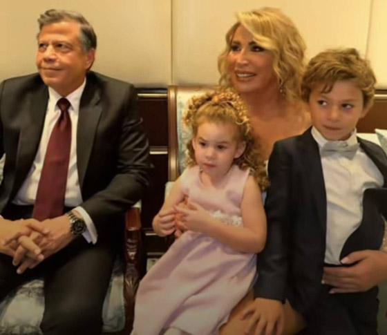 زواج المخرجة الجريئة إيناس الدغيدي في عمر 72 يخطف الاهتمام صورة رقم 12 زواج المخرجة الجريئة إيناس الدغيدي في عمر 72 يخطف الاهتمام صورة رقم 12