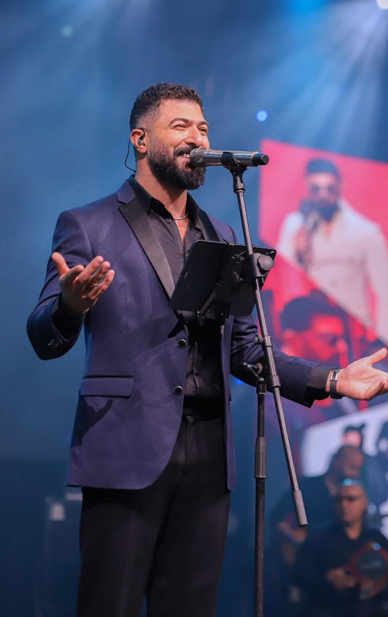 سيف نبيل يطمئن الجمهور بعد احتراق وجهه على المسرح صورة رقم 8 سيف نبيل يطمئن الجمهور بعد احتراق وجهه على المسرح صورة رقم 8