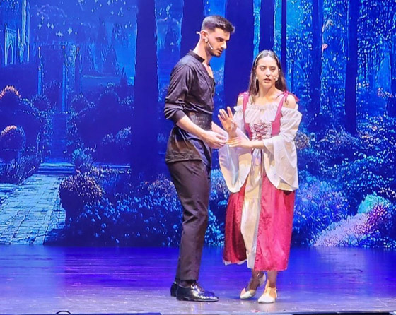 المسرحية الاستعراضية الرائعة (ثلجية) تعود إلى حيفا بعد ان لامست القلوب وأبهرت الجمهور صورة رقم 9 المسرحية الاستعراضية الرائعة (ثلجية) تعود إلى حيفا بعد ان لامست القلوب وأبهرت الجمهور صورة رقم 9