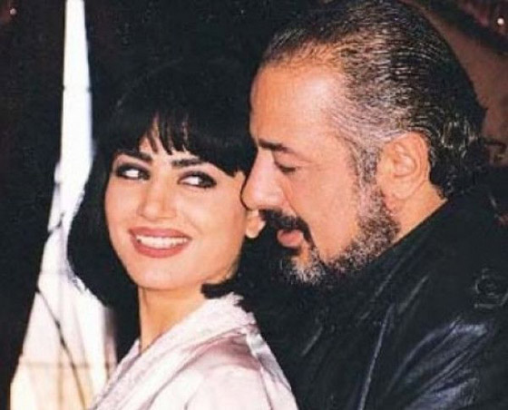 فيديو قديم: ايمن زيدان ونورمان اسعد بطلا مسلسل (ألو جميل ألو هناء) مختلفان حول حقوق المرأة! هل هذا سبب طلاقهما؟ صورة رقم 5