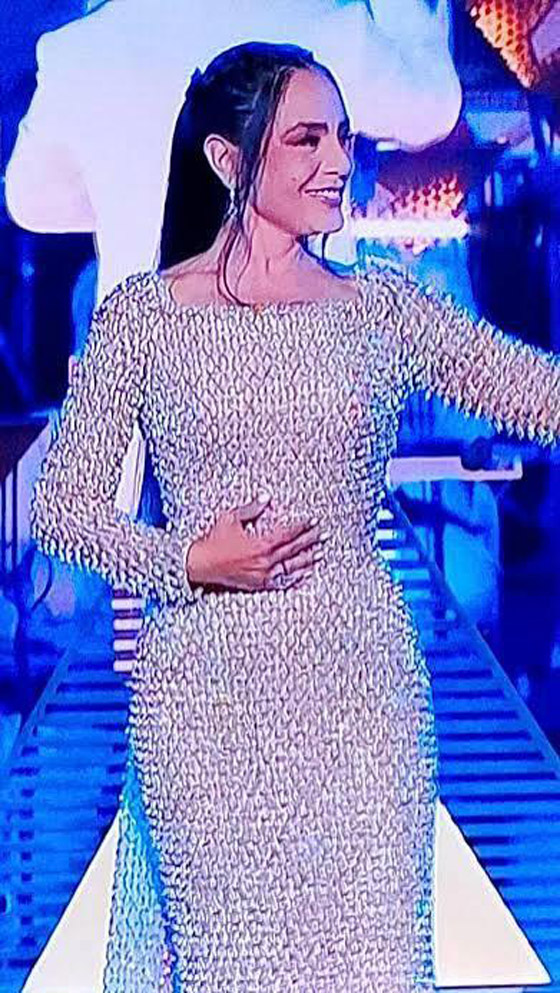 إطلالة أسطورية بعد غياب طويل لـ شريهان من إيلي صعب بافتتاح المتحف المصري الكبير صورة رقم 2