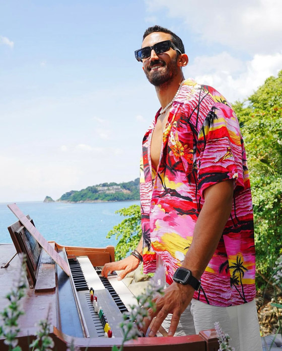 الفنانة الجميلة مي عز الدين تعلن زواجها وتفاجئ الجميع! تعرّف على العريس.. صورة رقم 2 الفنانة الجميلة مي عز الدين تعلن زواجها وتفاجئ الجميع! تعرّف على العريس.. صورة رقم 2