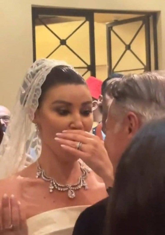 لقطات من حفل زفاف الفنانة أروى جودة برجل أعمال إيطالي صورة رقم 2