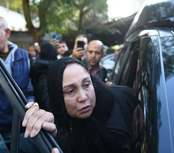  لماذا غاب أحمد الفيشاوي عن جنازة والدته سمية الألفي؟ صور.. صورة رقم 8