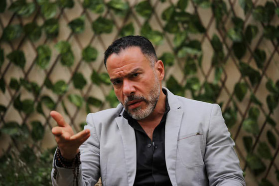  طبيب الأسنان محمد خميس: فُصل من عمله بسبب عشقه الفن ومشاركته بأفلام ومسلسلات! صورة رقم 4