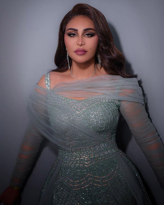 شابة هندية تُفاجئ أحلام وتغني معها (مدري ليش ازعل عليك) وتقول: تعلمت العربية من اجلك! صورة رقم 4 شابة هندية تُفاجئ أحلام وتغني معها (مدري ليش ازعل عليك) وتقول: تعلمت العربية من اجلك! صورة رقم 4