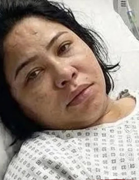 شيرين تبكي في المستشفى في مشهد صادم! ما الذي حدث؟ صورة رقم 1 شيرين تبكي في المستشفى في مشهد صادم! ما الذي حدث؟ صورة رقم 1