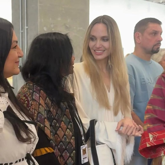 أنجلينا جولي في زيارة مفاجئة إلى قطر في الدوحة.. اطلالة بسيطة تُشعل السوشال ميديا  صورة رقم 1