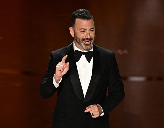 لحظات طريفة في الأوسكار: مواقف صنعت التاريخ وتصرفات أثارت الجدل صورة رقم 3 لحظات طريفة في الأوسكار: مواقف صنعت التاريخ وتصرفات أثارت الجدل صورة رقم 3