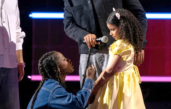 ذا فويس كيدز: دموع طفلتين تجاهلتهن اللجنة! ماذا كان رد فعل الشامي، داليا مبارك ورامي صبري؟ صورة رقم 1