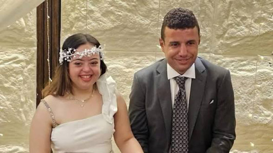 جوري بكر ترفض زواج ذوي الاعاقة.. والعروس سما رامي (داون سيندروم) ترد بسخرية هي وأمهاً صورة رقم 6