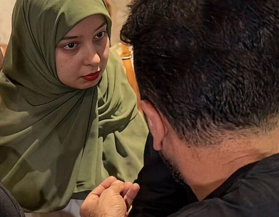 صورة رقم 1 - مجنونة احمد العوضي متمسكة بحلم الزواج منه وتقول: أحبه اكثر من يارا السكري! صورة رقم 1 - مجنونة احمد العوضي متمسكة بحلم الزواج منه وتقول: أحبه اكثر من يارا السكري!