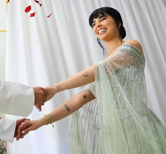 صورة رقم 3 - صور الفنانة اللبنانية زينة مكي في حفل خطوبتها: ترقص مع خطيبها في اجواء رومانسية صورة رقم 3 - صور الفنانة اللبنانية زينة مكي في حفل خطوبتها: ترقص مع خطيبها في اجواء رومانسية