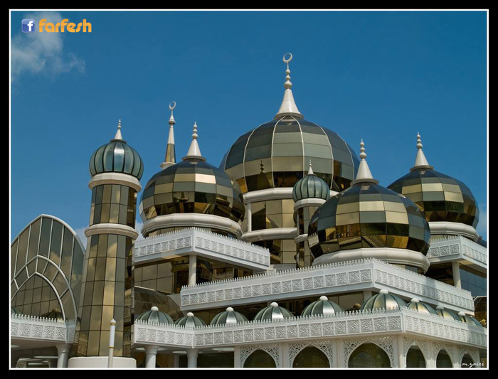 ����� ����