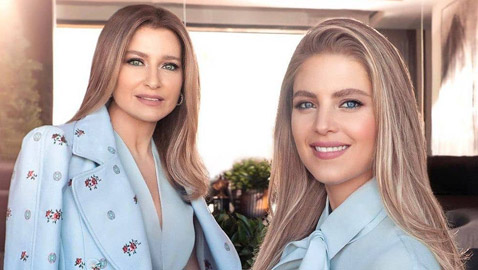 زوجة وكنّة إيلي صعب تخضعان لجلسة تصوير.. والشبه لافت بينهما (صور)