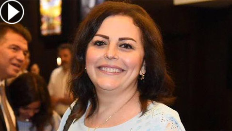 بالفيديو: النجوم يشاركون في عزاء الفنانة الراقية ميادة بسيليس