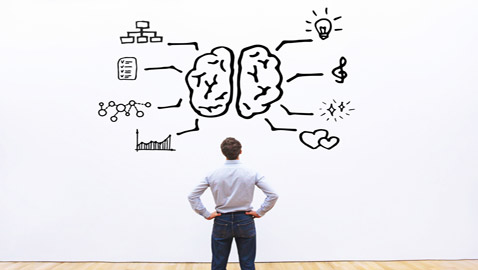 بأمور بسيطة مثل تغيير الكوب الذي تشرب فيه قهوتك اليومية.. تعلَّم زيادة قدرتك على الإبداع في 6 خطوات