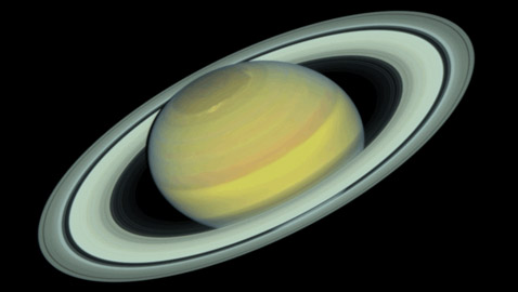 تلسكوب هابل يُظهر الانتقال الملون المذهل بين الفصول على كوكب زحل