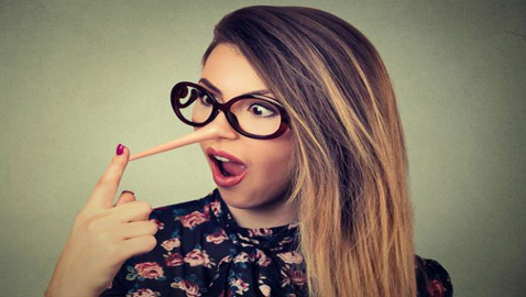 في يوم كذبة أبريل (نيسان).. إليكم أساليب الكذب المعتمدة وفق الأبراج