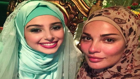 نادين نسيب نجيم وماريتا الحلاني بالحجاب من كواليس مسلسل (2020)