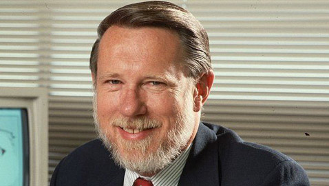 وفاة مؤسس شركة أدوبي ومطور صيغة المستندات المنقولة (بي دي إف)